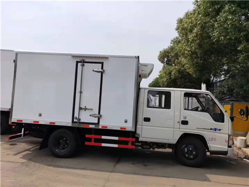 江鈴雙排座藍(lán)牌冷藏車，城市不限行