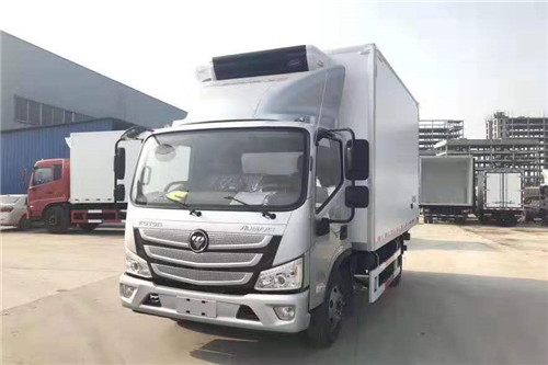 福田歐馬可S3型4米2冷藏車(chē)發(fā)車(chē)了