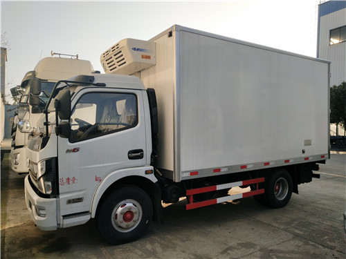 現(xiàn)車促銷:東風(fēng)凱普特肉鉤冷藏車，整車少1萬
