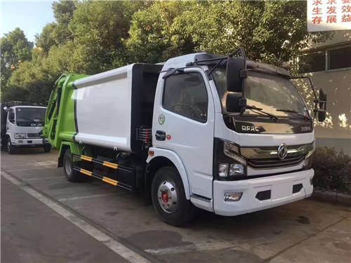 推薦??！東風日產(chǎn).凱普特8方壓縮垃圾車現(xiàn)車一臺