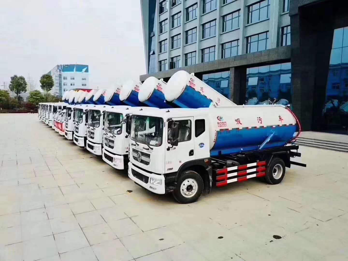 國(guó)六吸污車(chē)、吸糞車(chē)