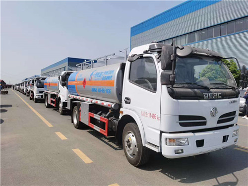 東風(fēng)多利卡D7加油車批量發(fā)車了，貨車安全達標已公示