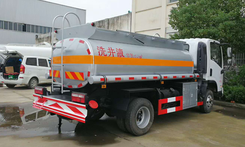 油罐車與供液車究竟有什么不同呢？
