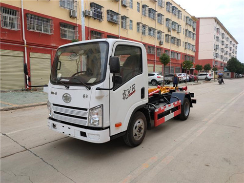 國(guó)六解放虎VR車廂可卸式垃圾車推薦