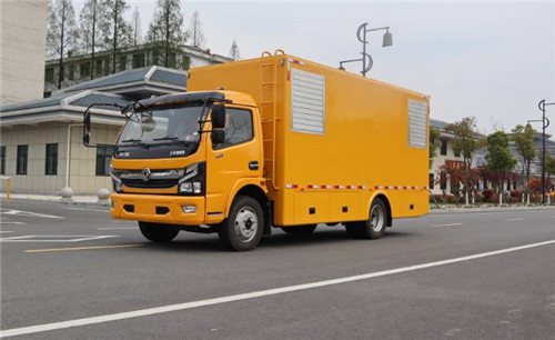 東風(fēng)多利卡100kw移動(dòng)電源車(chē)介紹