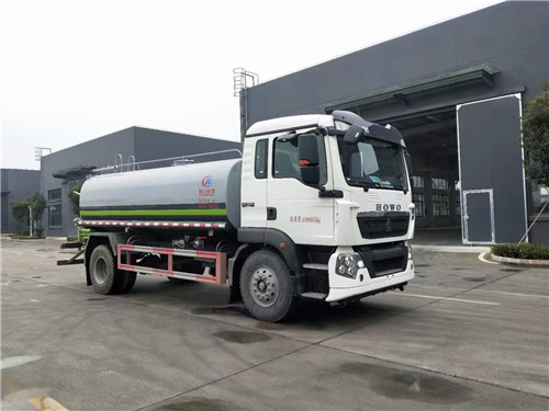 國(guó)六重汽豪沃14方灑水車特價(jià)促銷！整車優(yōu)惠4000元
