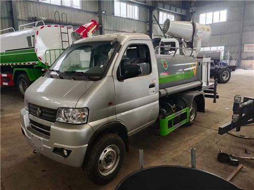 國六東風(fēng)小霸王無敵灑水車，藍(lán)牌免征無憂