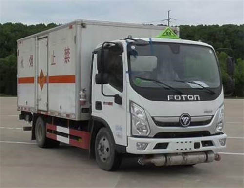 福田奧鈴速運(yùn)藍(lán)牌1類爆破器材運(yùn)輸車，可選擇液壓尾板