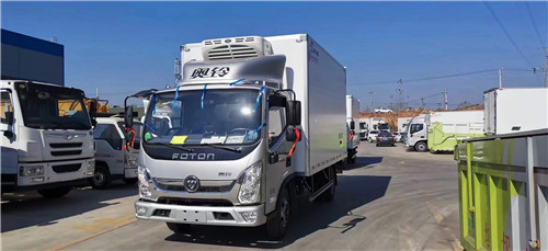 國六奧鈴速運(yùn)冷藏車，18方國六冷藏車，康明斯130馬力冷藏車