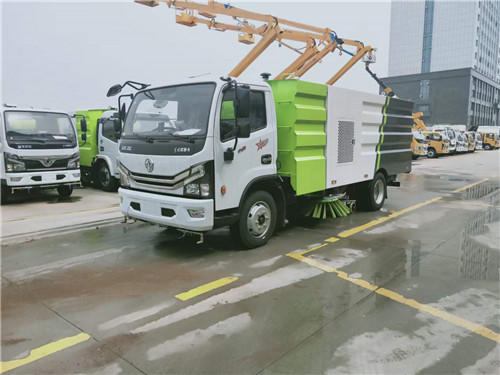 現(xiàn)車！現(xiàn)車！  東風(fēng)3800軸距玉柴165馬力8方洗掃車