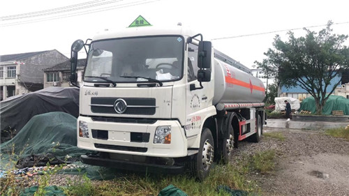 20年9月溫州牌照15噸油車，車況精品，基本沒怎么跑