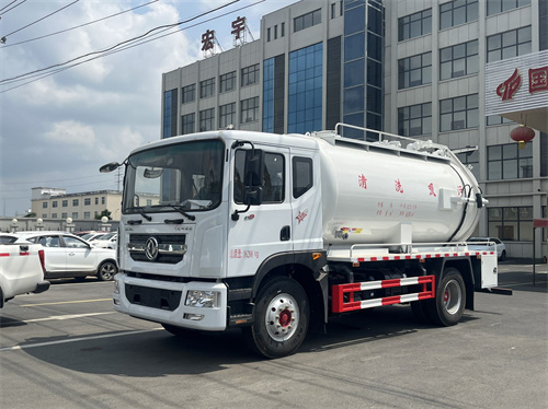 東風(fēng)D9清洗吸污車13方廠家直銷，價格優(yōu)惠