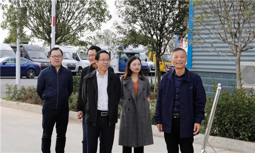本期要聞：湖北省政府研究室黨組成員、副主任劉月純帶隊赴程力集團調(diào)研指導(dǎo)工作