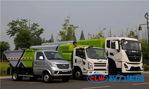該無泄漏自卸式垃圾車，與程力掃路車、吸塵車、灑水車、抑塵車完美組合，業(yè)已成為城市環(huán)衛(wèi)保潔的標(biāo)準(zhǔn)配置。