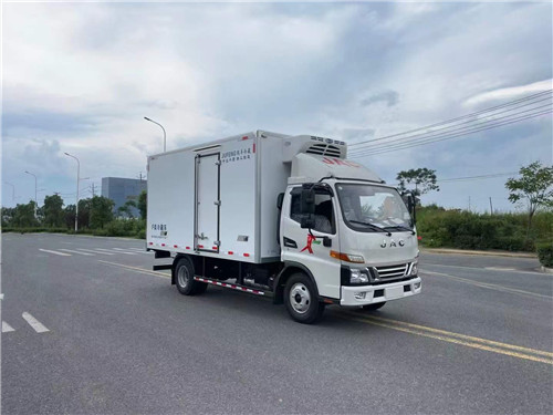 國(guó)六江淮駿鈴V5冷藏車，4.1米國(guó)六冷藏車
