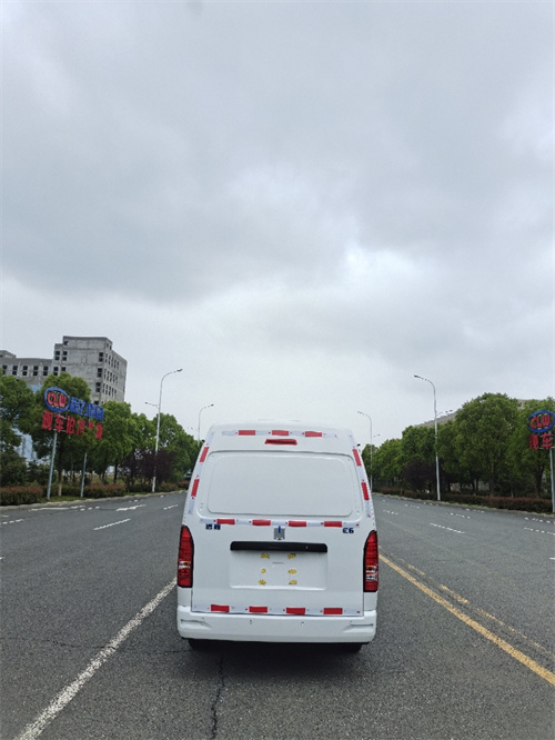 吉利純電動(dòng)E6面包冷藏車(chē)