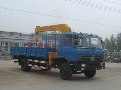 5-6噸東風(fēng)153隨車(chē)起重運(yùn)輸車(chē)