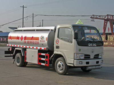 東風(fēng)加油車(chē)｜ 5噸加油車(chē)｜ 6噸加油車(chē)