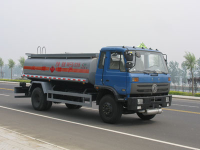 12.9噸運(yùn)油車(chē)