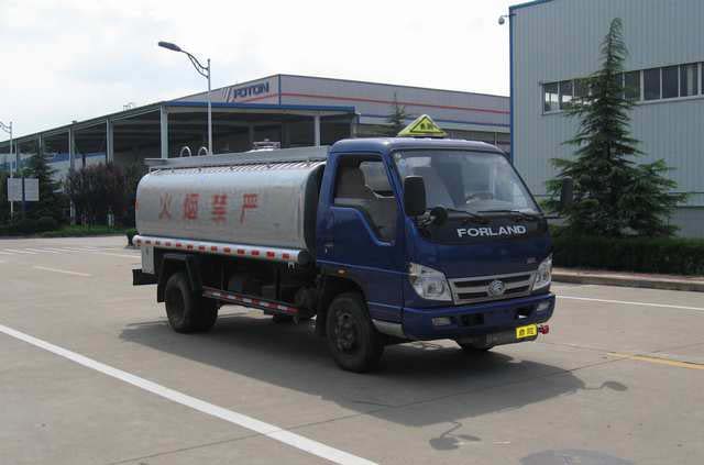 福田威龍4-6方加油車(上戶容積：4立方、上戶噸位：2.7噸）