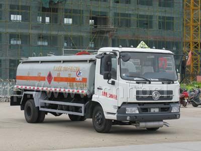 東風(fēng)天錦運油車12立方