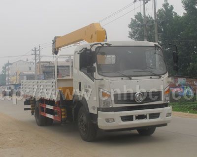 國四東風(fēng)153隨車吊配5噸、6.3噸吊機(jī)