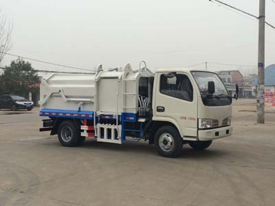 國五東風側(cè)裝掛桶對接式垃圾車