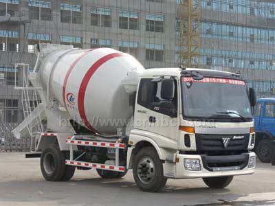 6方混凝土攪拌運(yùn)輸車(chē)