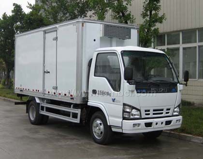 廂長(zhǎng)4.095米冷藏車